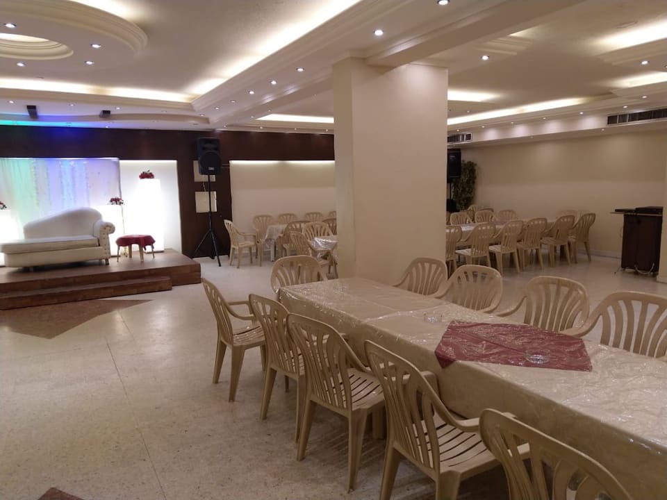 Markaz Marj Al Zuhour