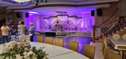 Qasr Al Nujum Wedding Venue — photograph 2