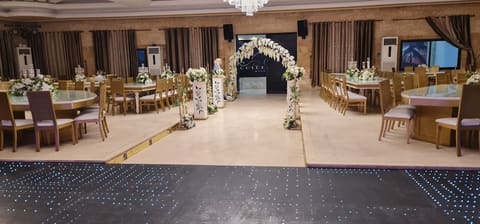 Qasr Al Nujum Wedding Venue — photograph 3