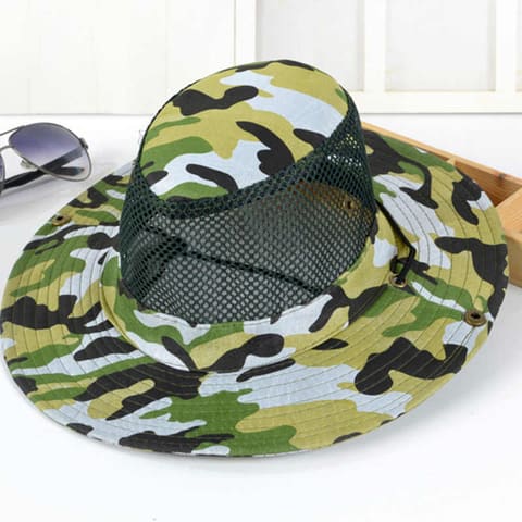 Camping & Hiking Equipment — photograph 4