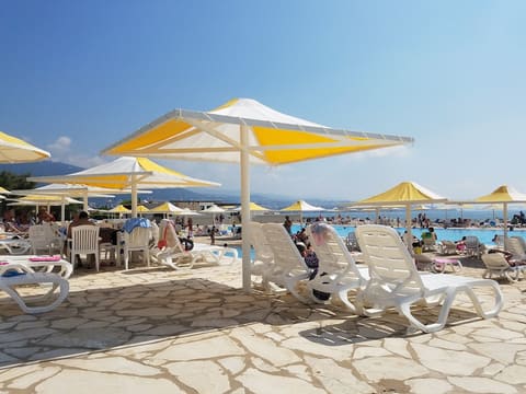 Tabarja Beach Resort — photograph 2