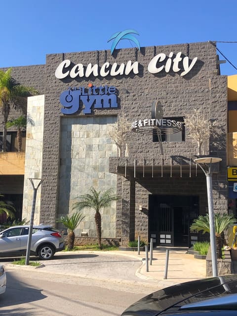 Cancun City — photograph 5