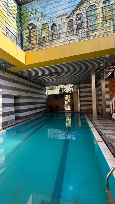 Lebanon Hostel — photograph 6