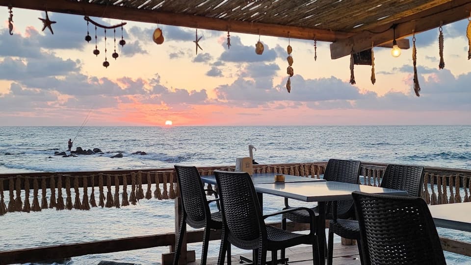 Al Fanar Restaurant & Auberge