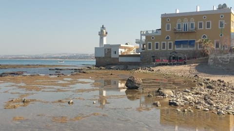 Al Fanar Restaurant & Auberge — photograph 3
