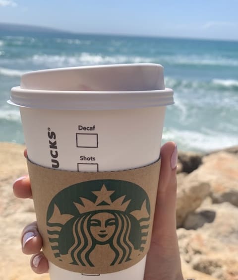 Starbucks — photograph 6