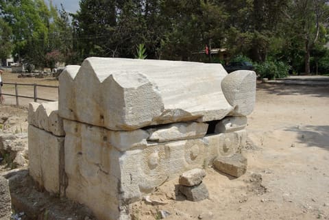 Temple of Melqart — photograph 4