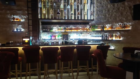 Mawal bar — photograph 3