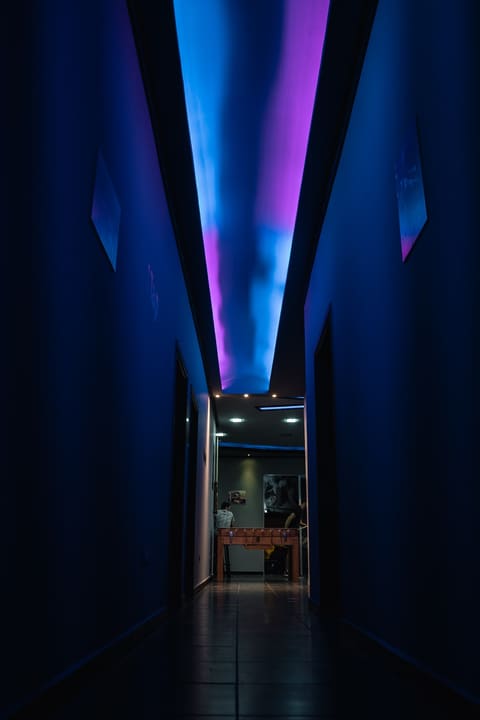 Respawn Gaming Lounge — photograph 3