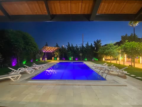 Khazzaka Private Pool — photograph 4