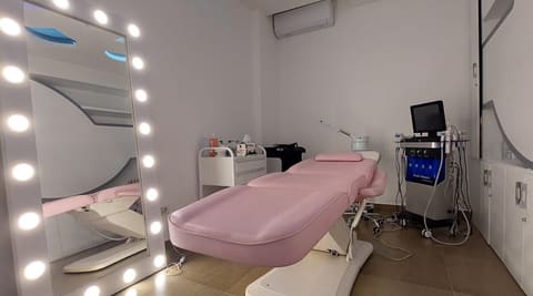 8 Stars Spa — photograph 2