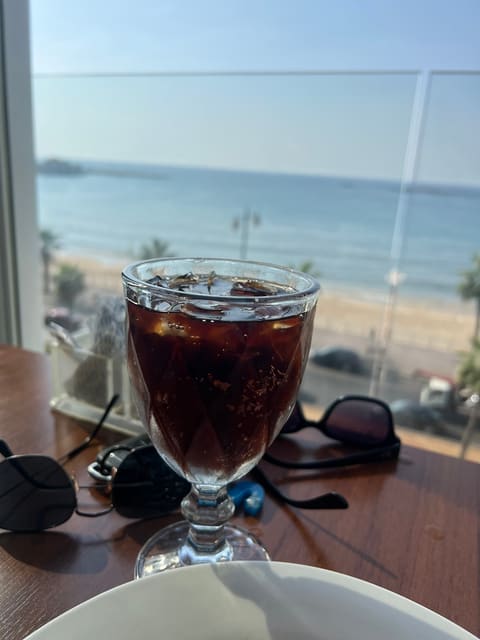 El Mostachar Restaurant — photograph 6