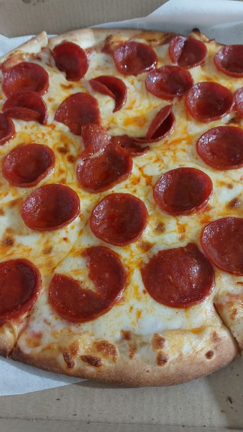 Fayez pizza — photograph 4