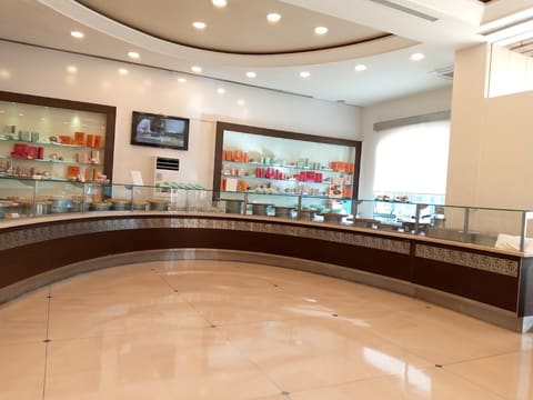Al Baba Sweets — photograph 6