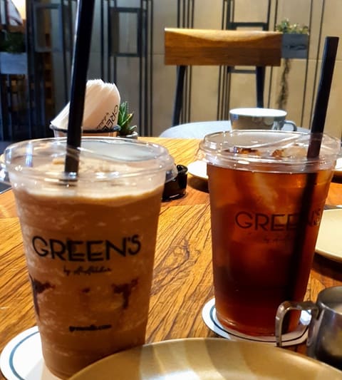 Green’s By Al Akhdar — photograph 6