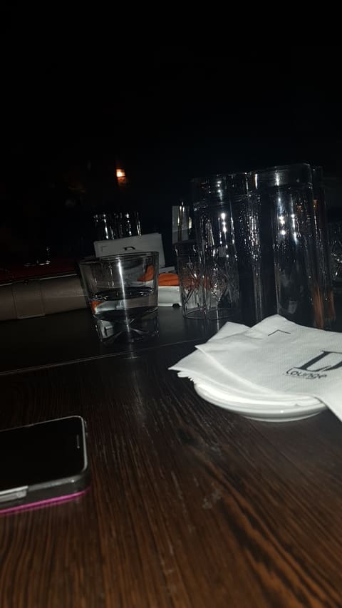 D Lounge — photograph 5