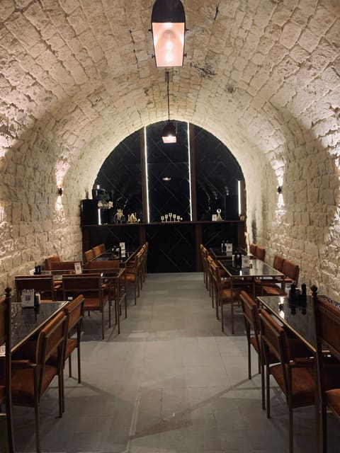 Hera The Cave — photograph 3