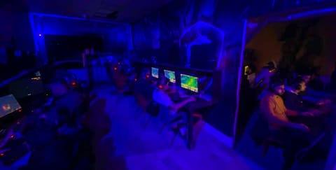 Mrad Club Gaming Lounge — photograph 5