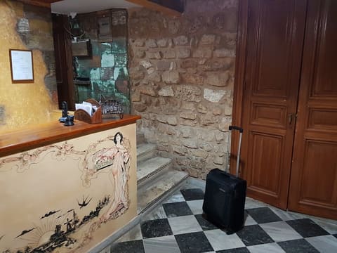 Yacoub Hotel — photograph 5