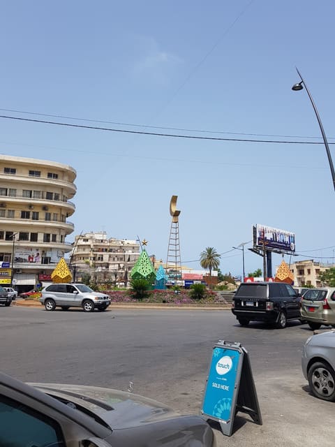 Nejmeh Square — photograph 4
