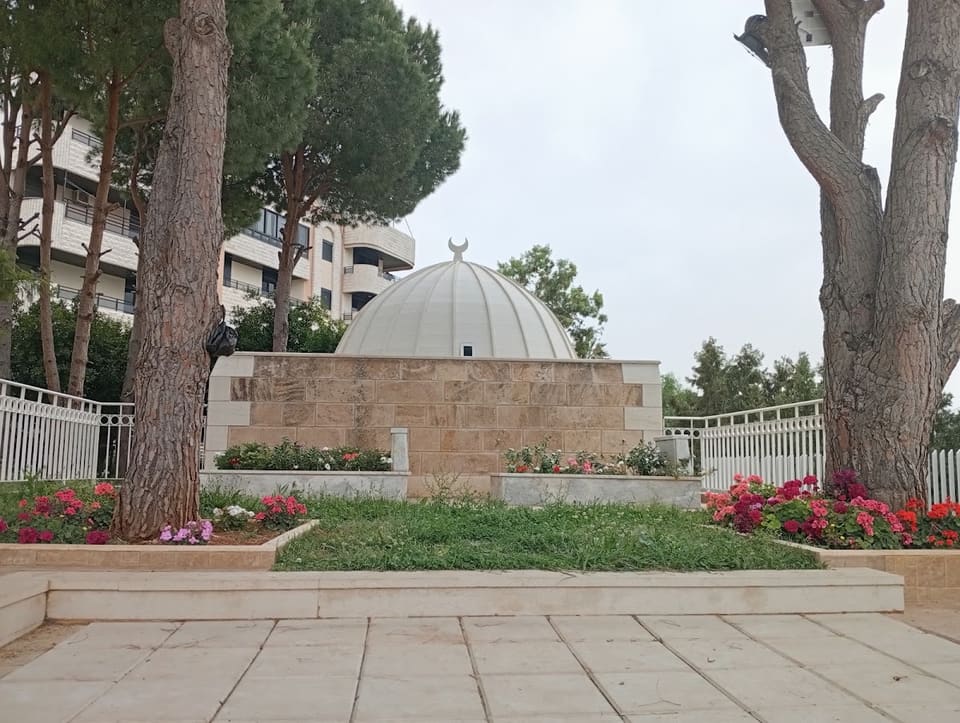 Maqam Al Sahabi Shurhabil Ben Hisneh