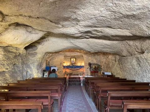 Basilica of Our Lady of Mantara — photograph 5