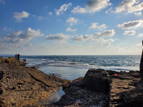 Zireh Beach — photograph 3
