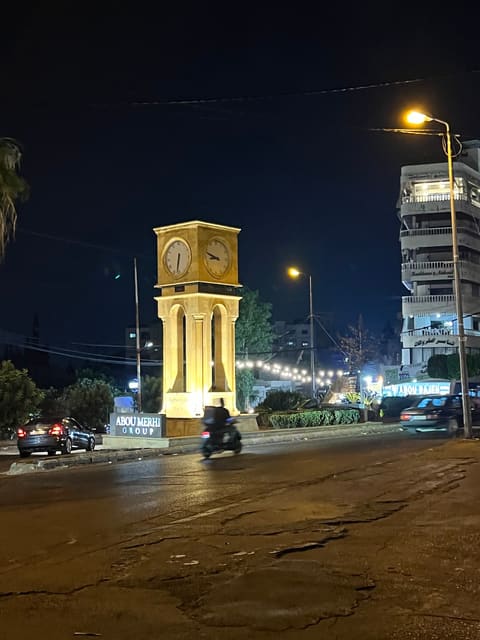 Hlaliyeh Clock Tower — photograph 2
