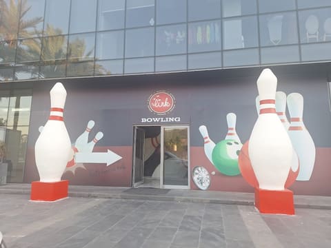 The Link Bowling - La Salle — photograph 6