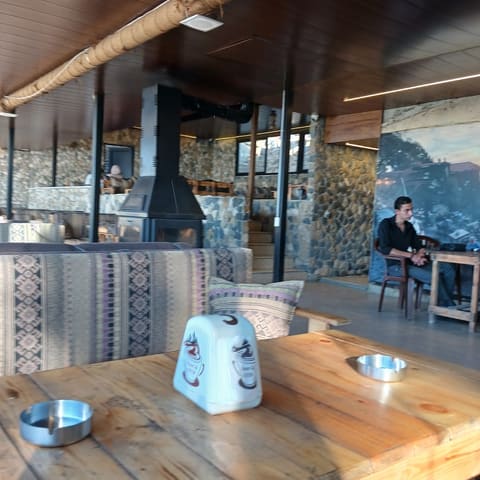hazeen Cafe — photograph 6