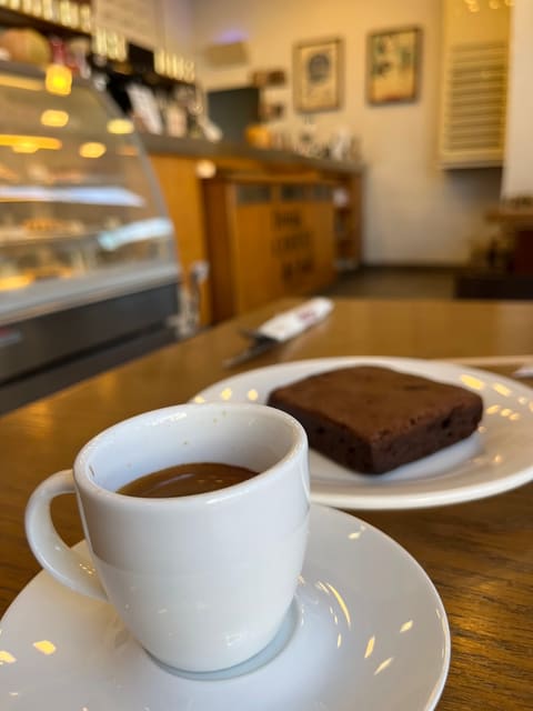 Café Younes Aley — photograph 6