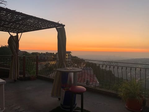 Al Achkar Rooftop — photograph 4