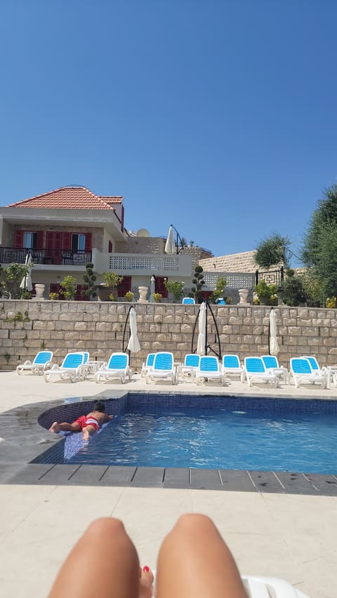 Terminal K Hotel Bhamdoun — photograph 3