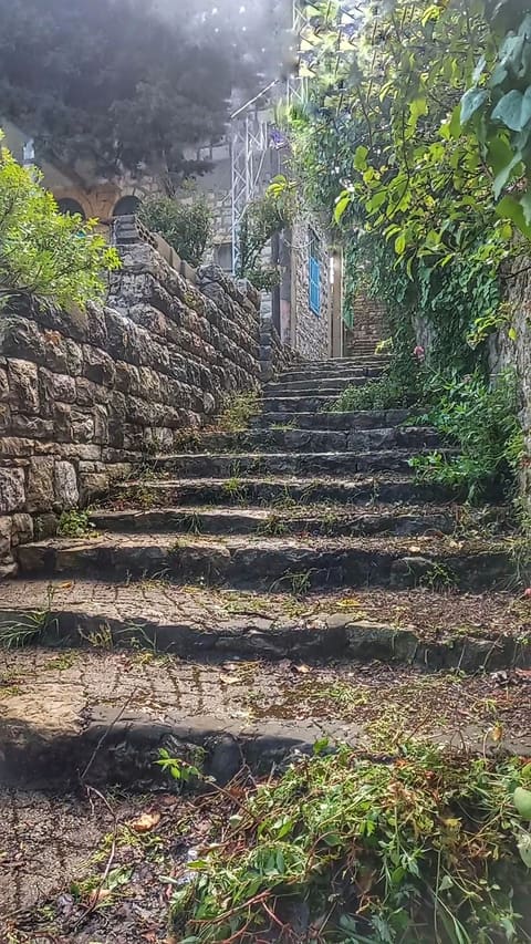 Mafraq Ras El Jabal — photograph 2