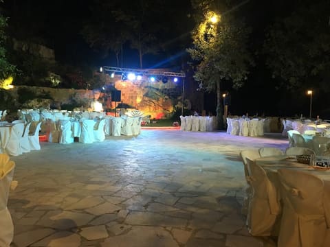 Heaven Nights,Layali Janna chaleh private pool&public pool — photograph 3