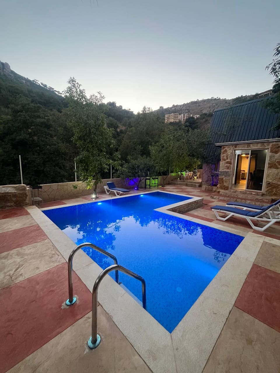 Avocado Pool