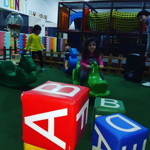 Funny Bunny Clubhouse – Indoor Playground Bhamdoun — photograph 3