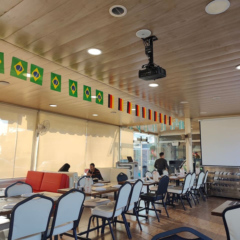 Lakkis Garden lebanon restaurant