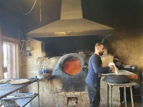 Tannour Al Hallani Branch Douris — photograph 4