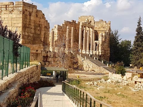 Baalbek Temple — photograph 5