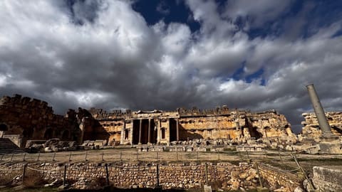 Baalbek tunnel complex — photograph 4