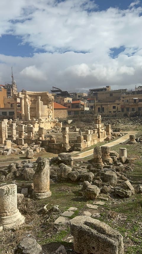 Baalbek tunnel complex — photograph 6