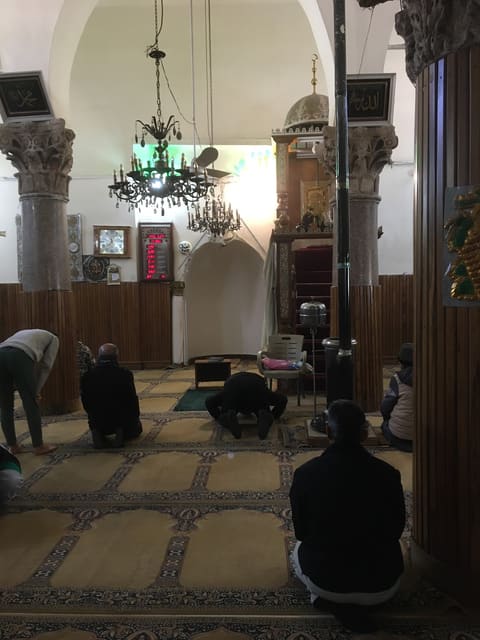 Hanabila Mosque — photograph 3