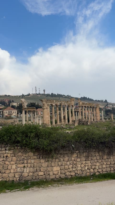 Qalaat Baalbek — photograph 3