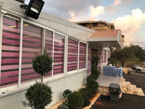 Ghazal Cafe — photograph 4
