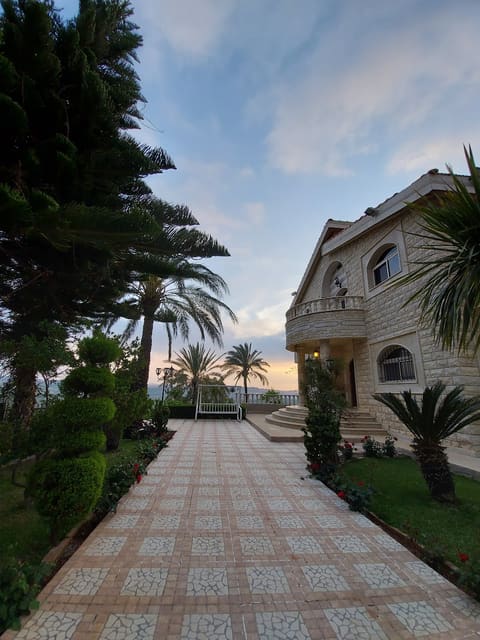 mohamad’s younes villa — photograph 4