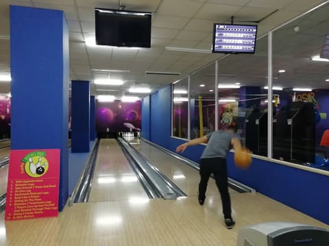 Frenzy Fun Center — photograph 5