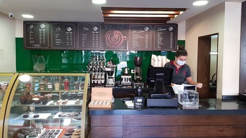 Latte Art Amchit Seaside Road — photograph 4