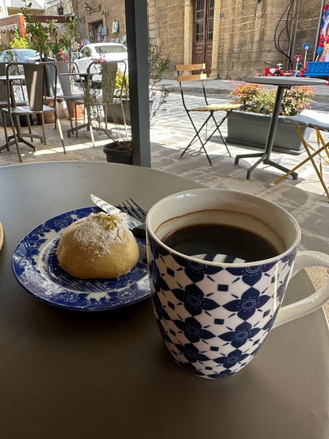 Little Byblos Café — photograph 4