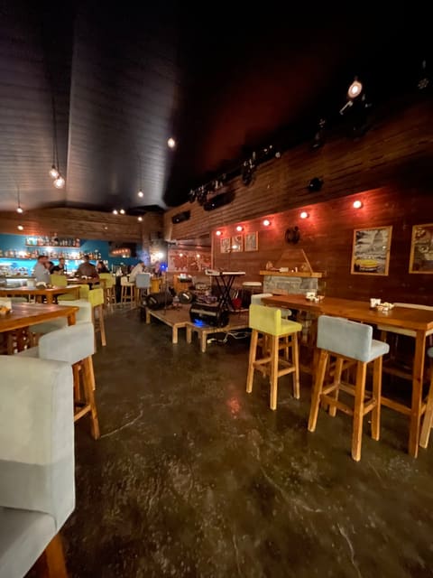 Clytie Lounge — photograph 3